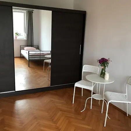 Pansiyon Mango Grochowska-tanie Pokoje W Apartamencie-samodzielne Zameldowanie-self Check In Poznan